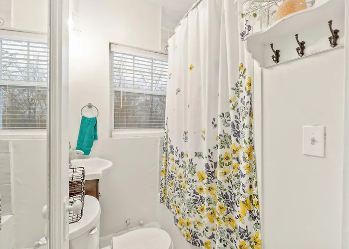 Carson Flats #5 | 1br • Near Bok• Osu Med•dtwn * Tulsa